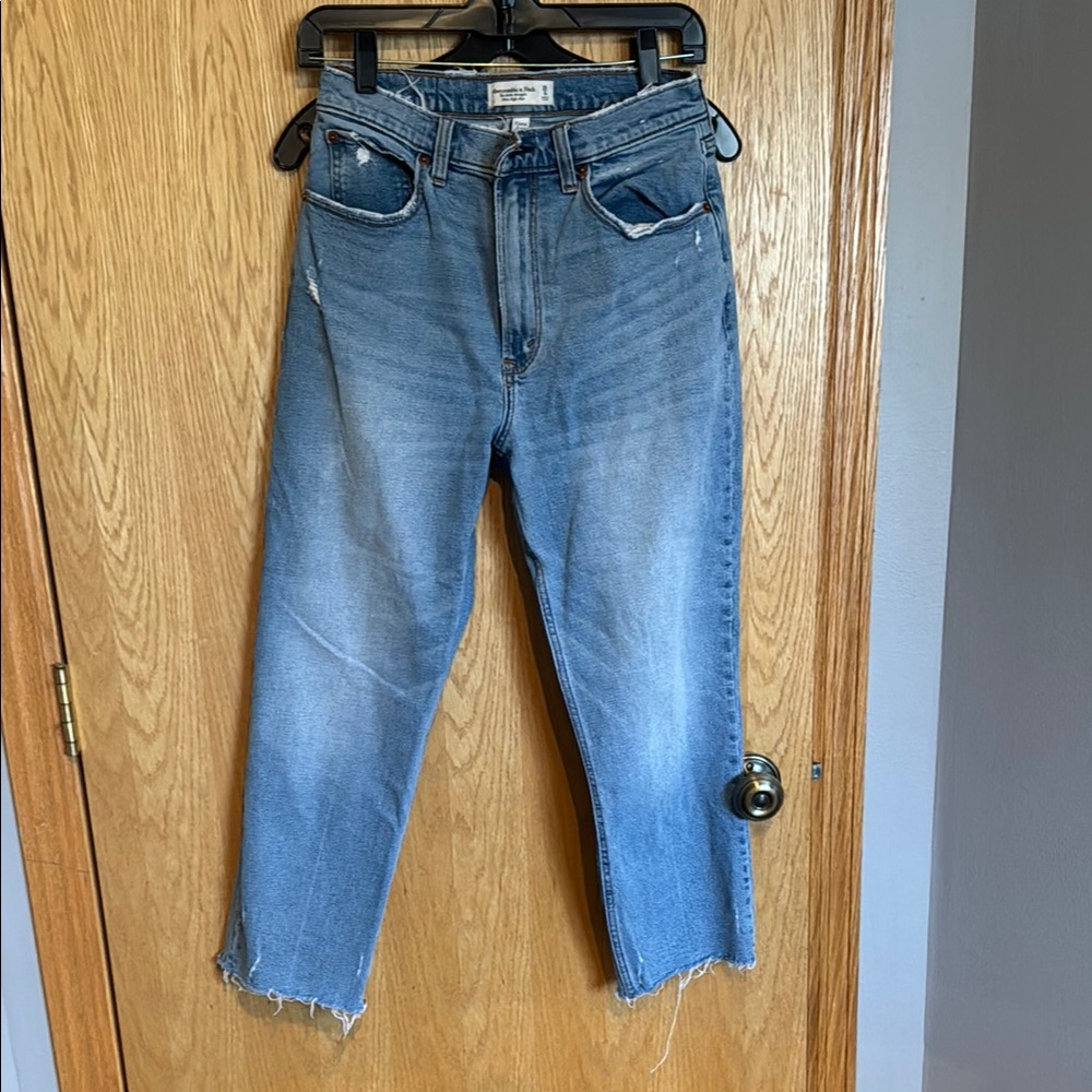 Abercrombie & Fitch Women's Ankle Straight Ultra High Rise Jeans